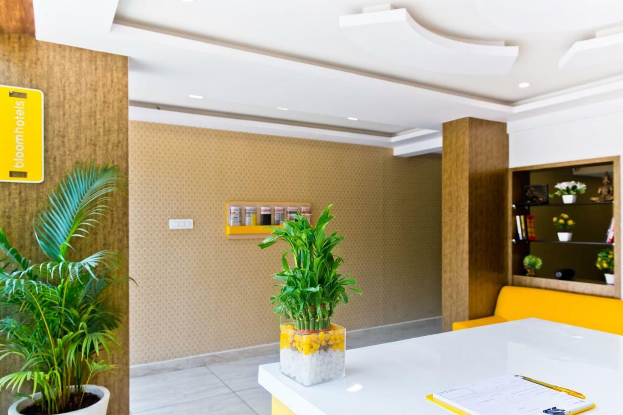 Hotel X By Bloom L Indiranagar Bangalore Esterno foto