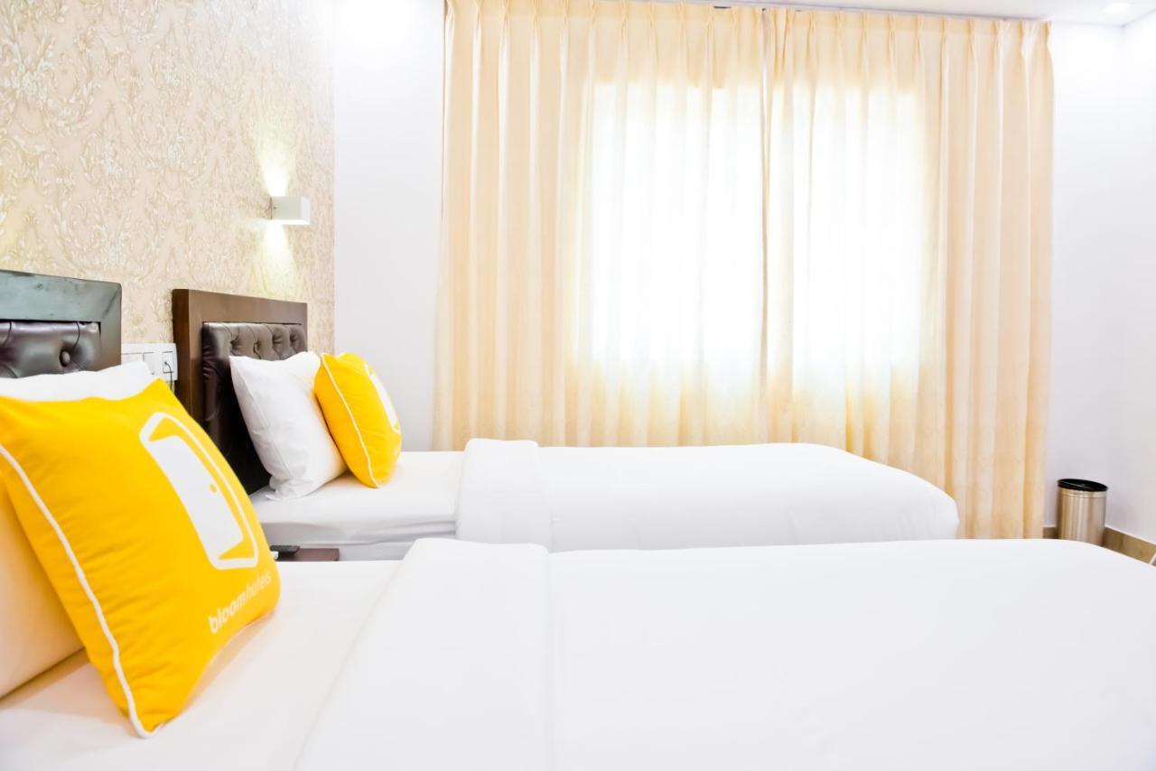 Hotel X By Bloom L Indiranagar Bangalore Esterno foto