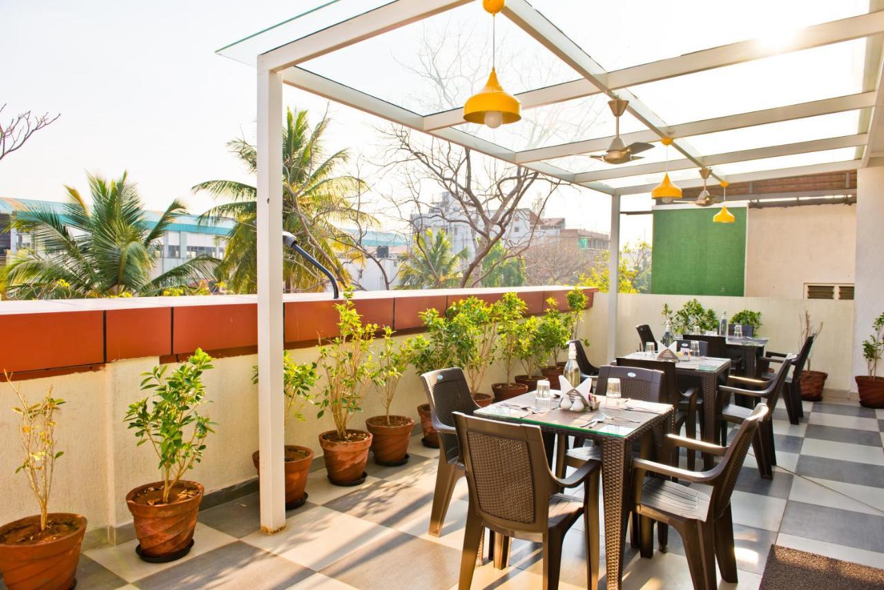 Hotel X By Bloom L Indiranagar Bangalore Esterno foto